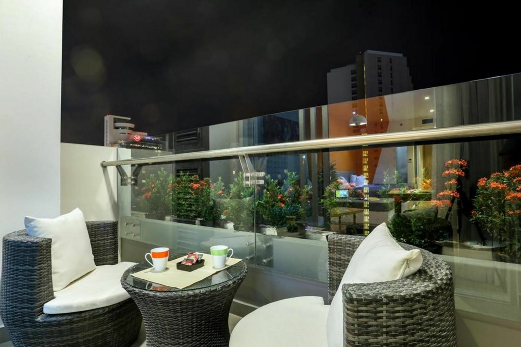 Parama Apartments Balcony Beachfront ญาจาง ภายนอก รูปภาพ