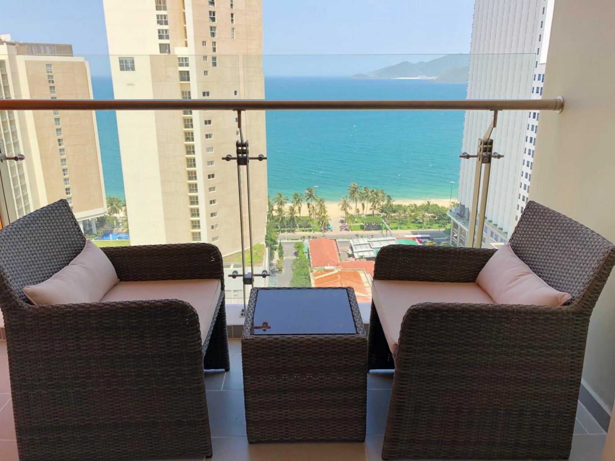 Parama Apartments Balcony Beachfront ญาจาง ภายนอก รูปภาพ